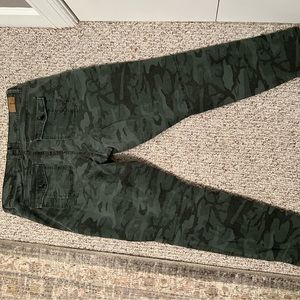 Army print cargo pants